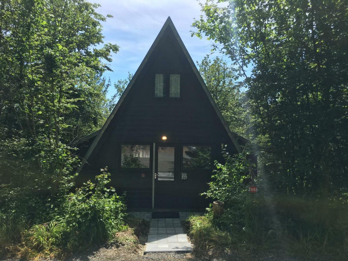 Heerlijk Vakantiehuis In Bos Bij Дюрбюї Екстер'єр фото
